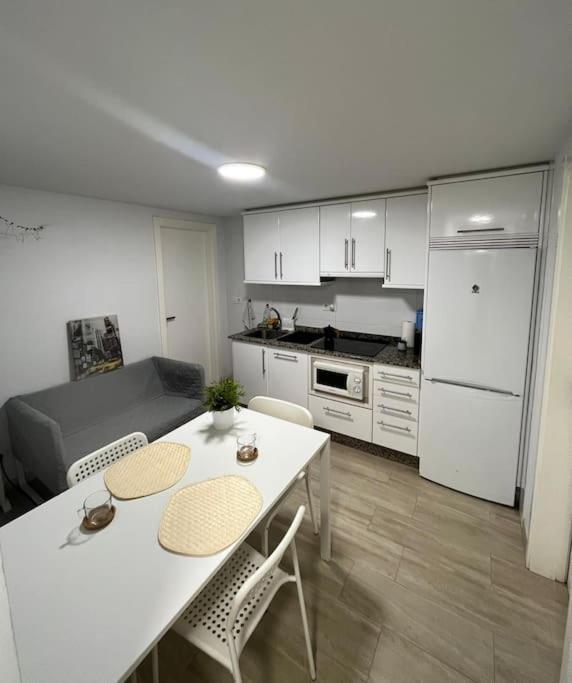 Centrico A Metros De La Playa Apartment A Coruna Exterior photo